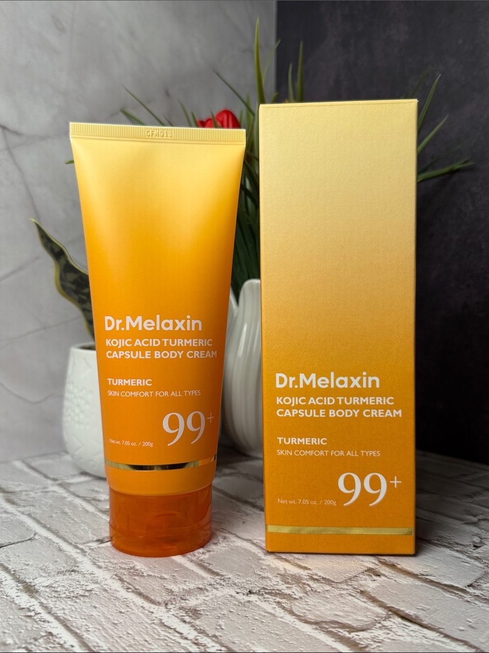 Turmeric Kojic Acid Capsule Body Cream - Orange
